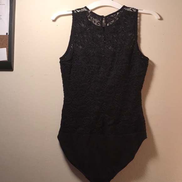 Candie’s - Picture 2 of 2